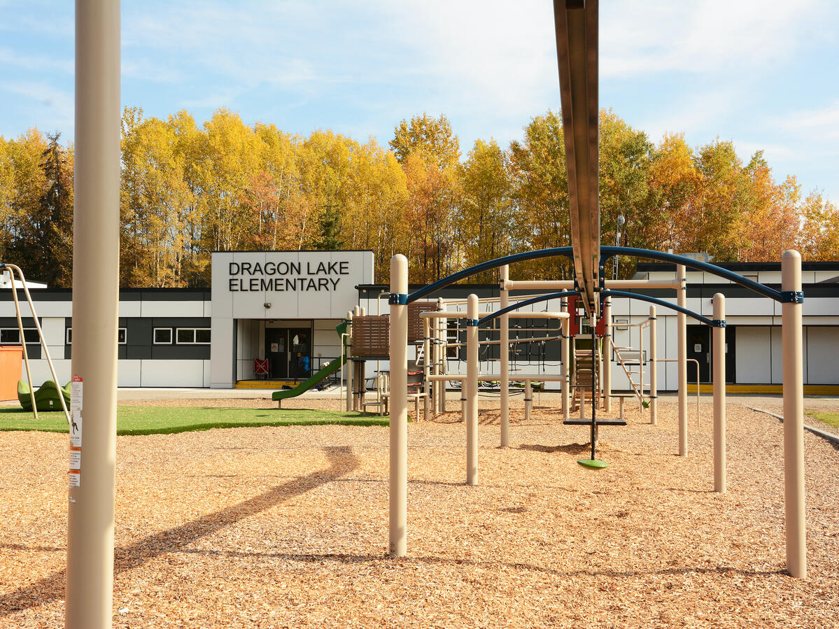 Dragon Lake Elementary School